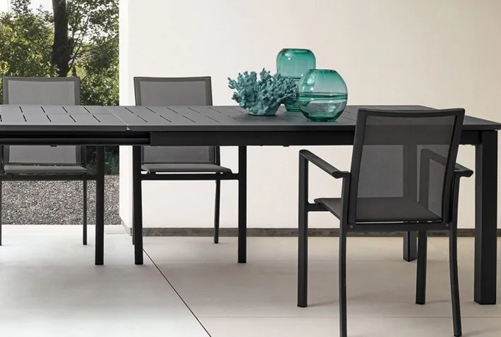 Bizzotto Tavoli>TAVOLO IN ALLUMINIO 160/240X100 ANTRACITE CX23 - KONNOR