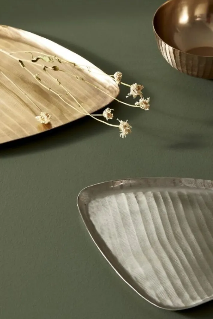 Bizzotto Coprivasi>VASSOIO DECORATIVO CHISEL ARGENTO 30X28